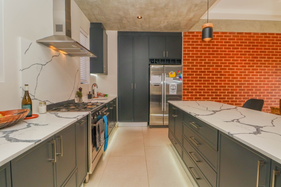 3 Bedroom Property for Sale in The Hill Western Cape